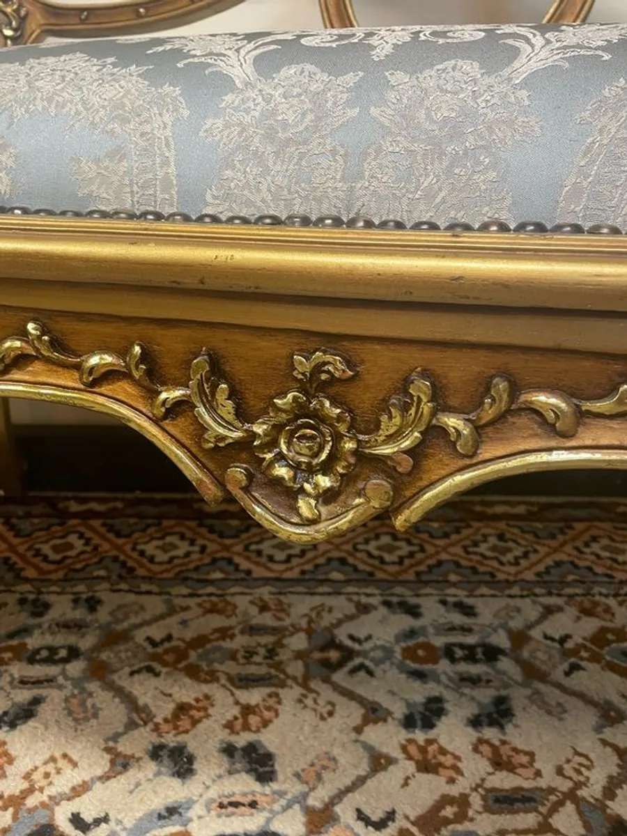 Gorgeous French Gilt Wood Settee. - Image 4