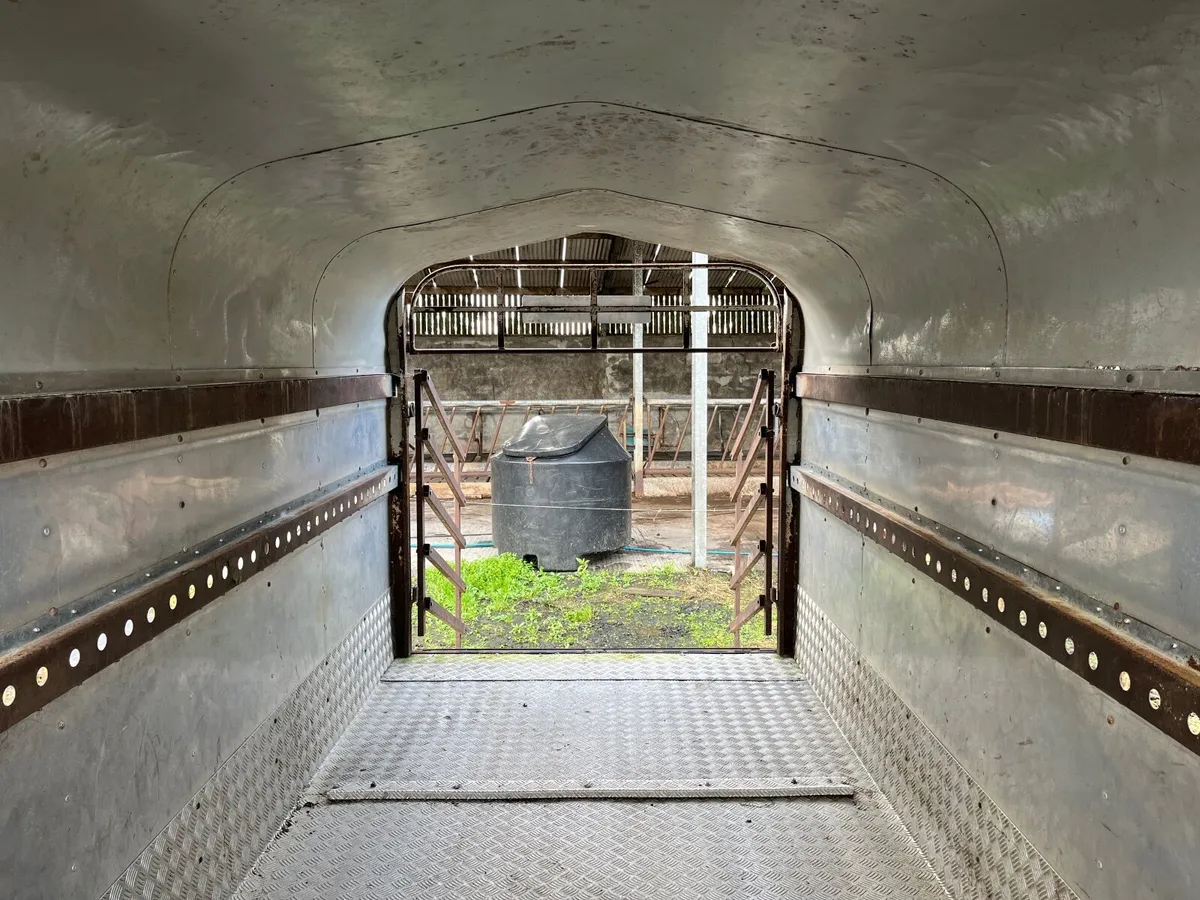 Cattle Trailer - Image 3