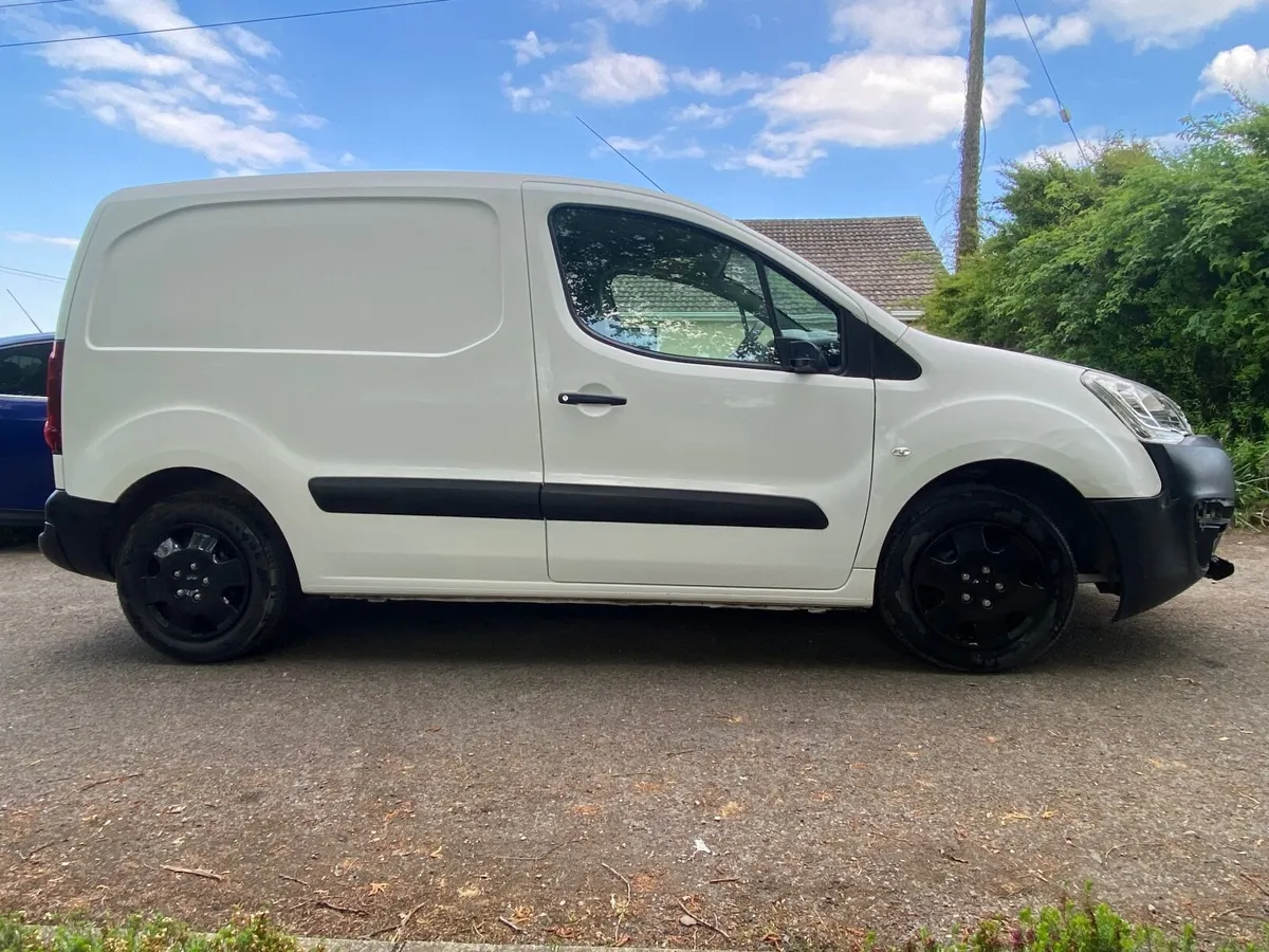 2019 Citroen Berlingo LX 1.6 HDI Van - Image 4