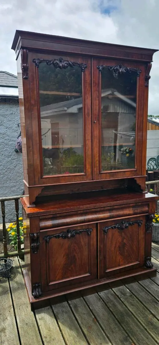 ANTIQUE BOOKCASE - Image 1