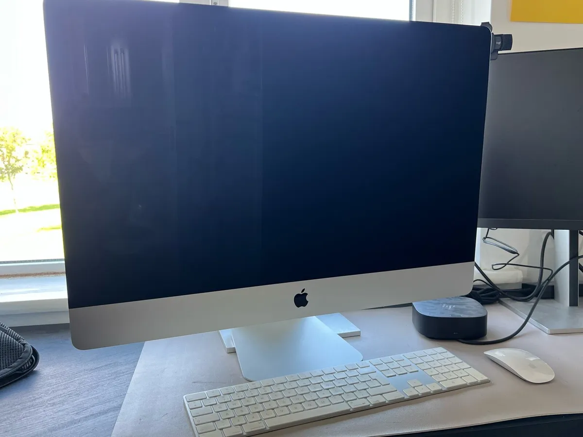 (REDUCED) iMac, Retina 5K, 27-inch, 2020 - Image 1