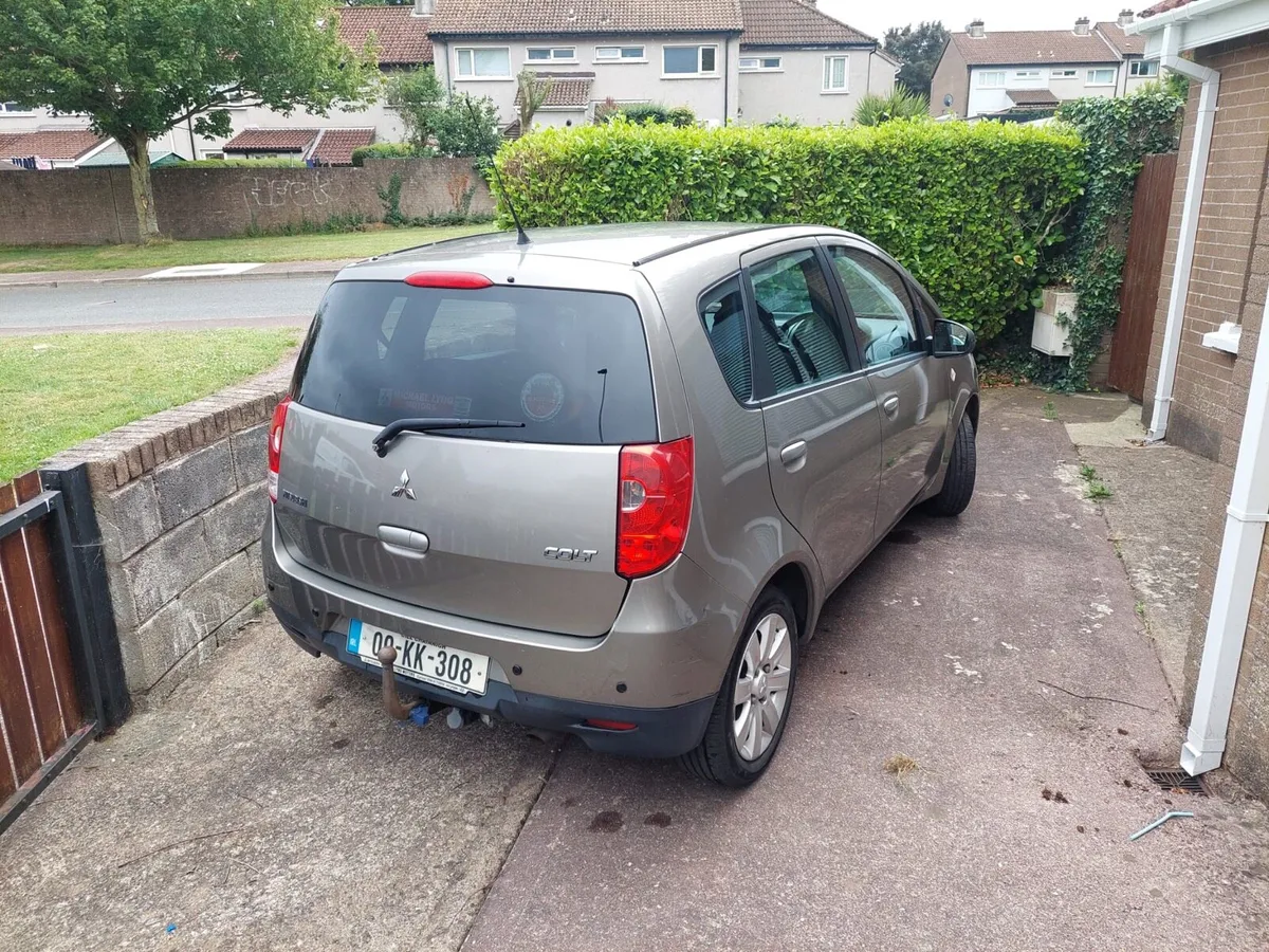 Car - Image 3
