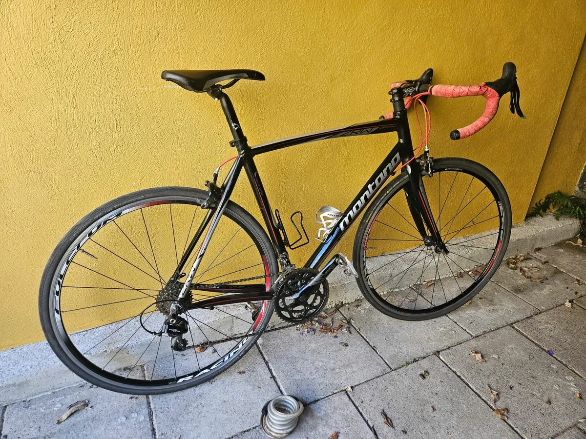 Road Bike - Image 3