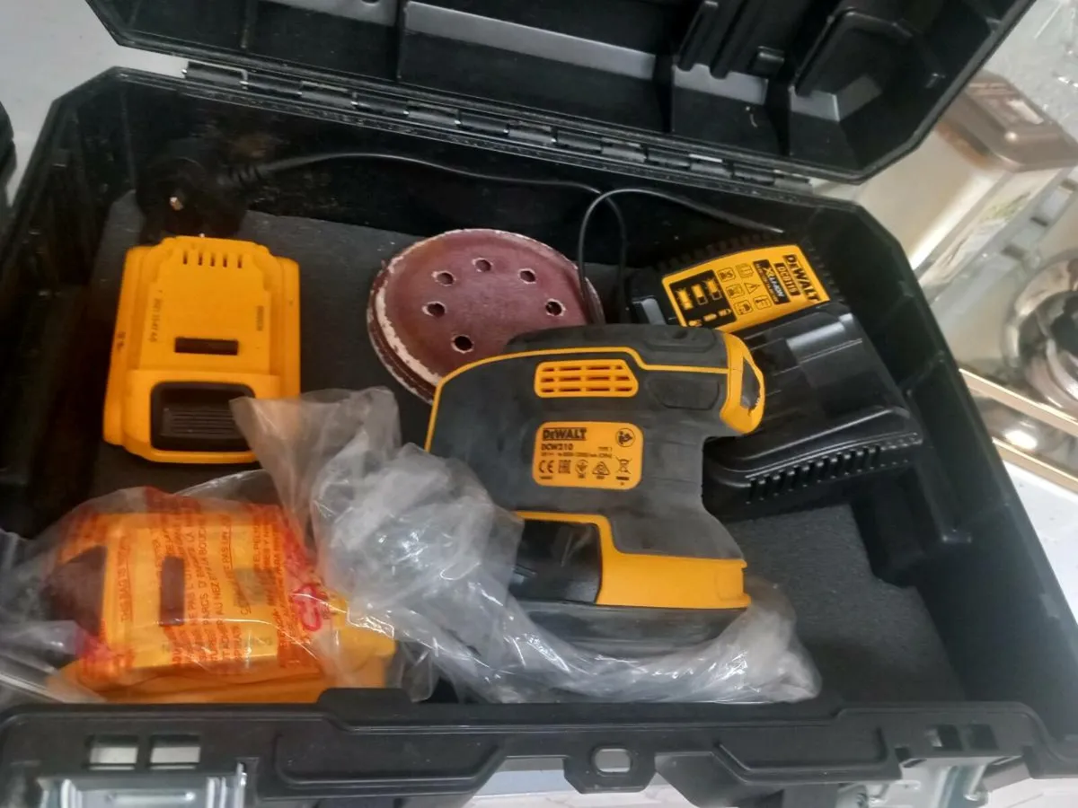 Dewalt cordless tools - Image 4