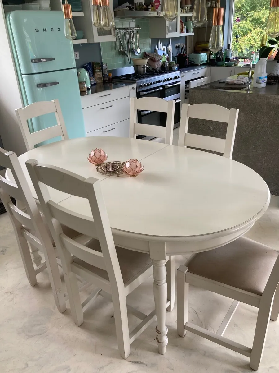 Laura Ashley Table and chairs - Image 3