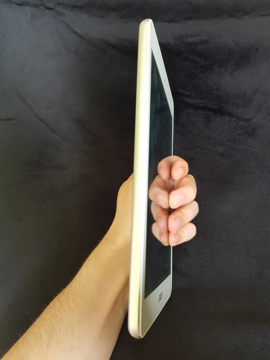 Acer Iconia A1-830 8" Android Tablet - Image 4