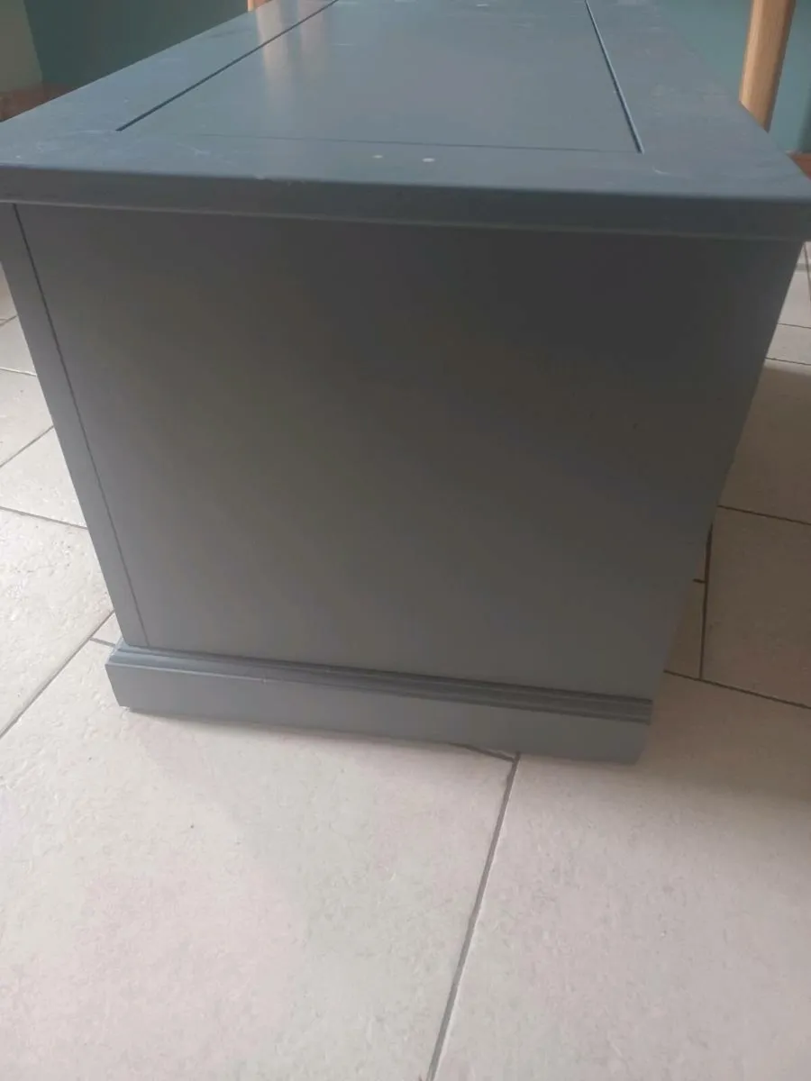 Blanket box - Image 1