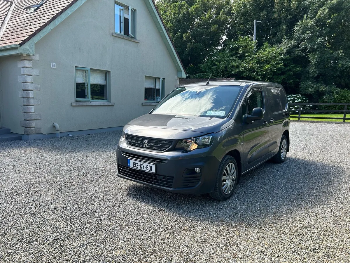 Peugeot Partner Professional - Image 2