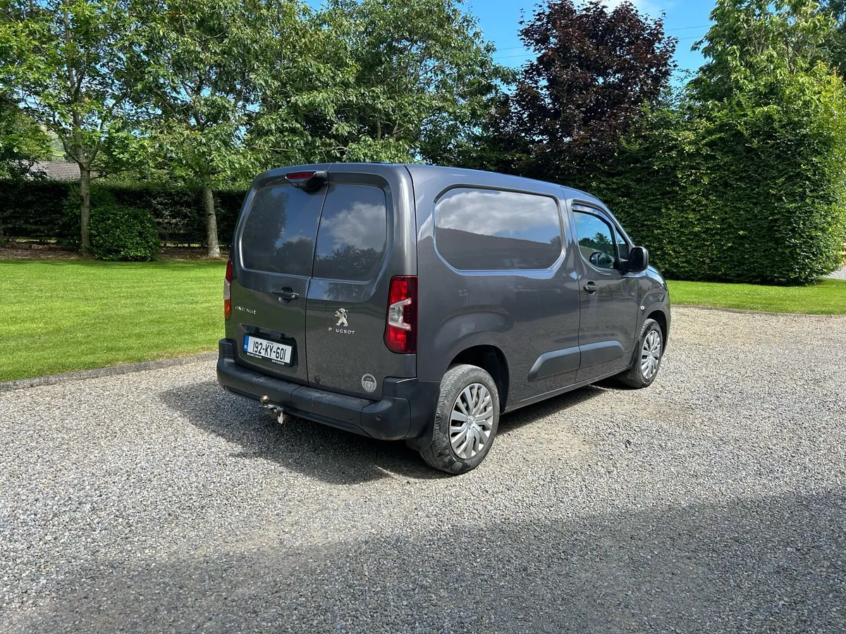 Peugeot Partner Professional - Image 4
