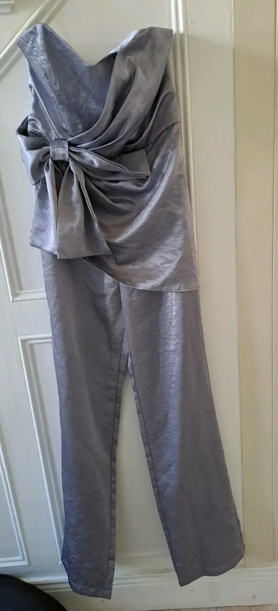 Boohoo Occasions size 12 - Image 1
