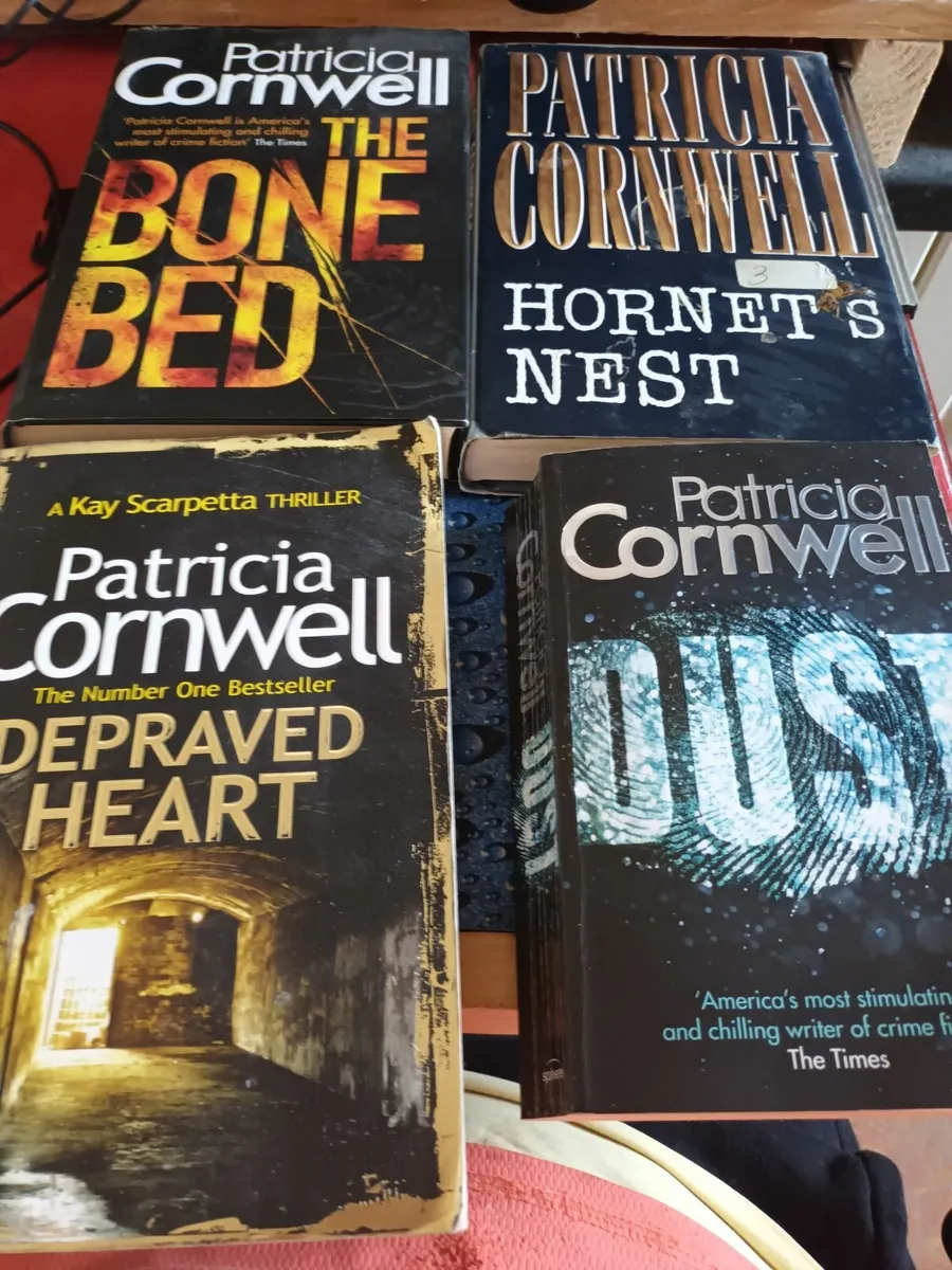 4 books by PATRCIA CORNWELL
