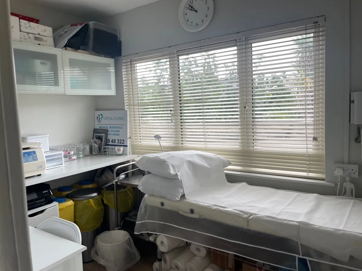 Treatment Room - To Rent - Image 3