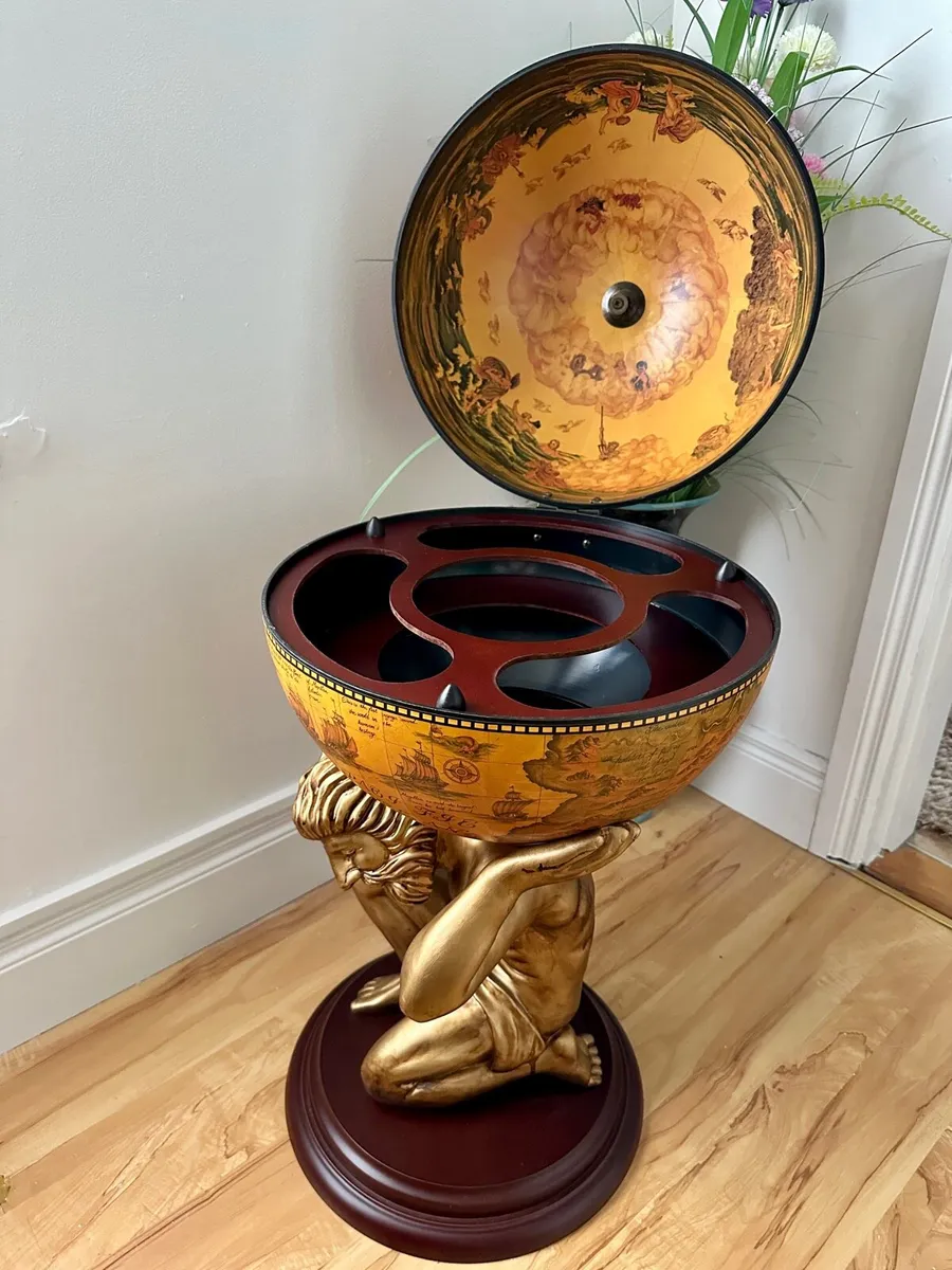 12.5kg Atlas Man Globe Drinks Cabinet - Image 4