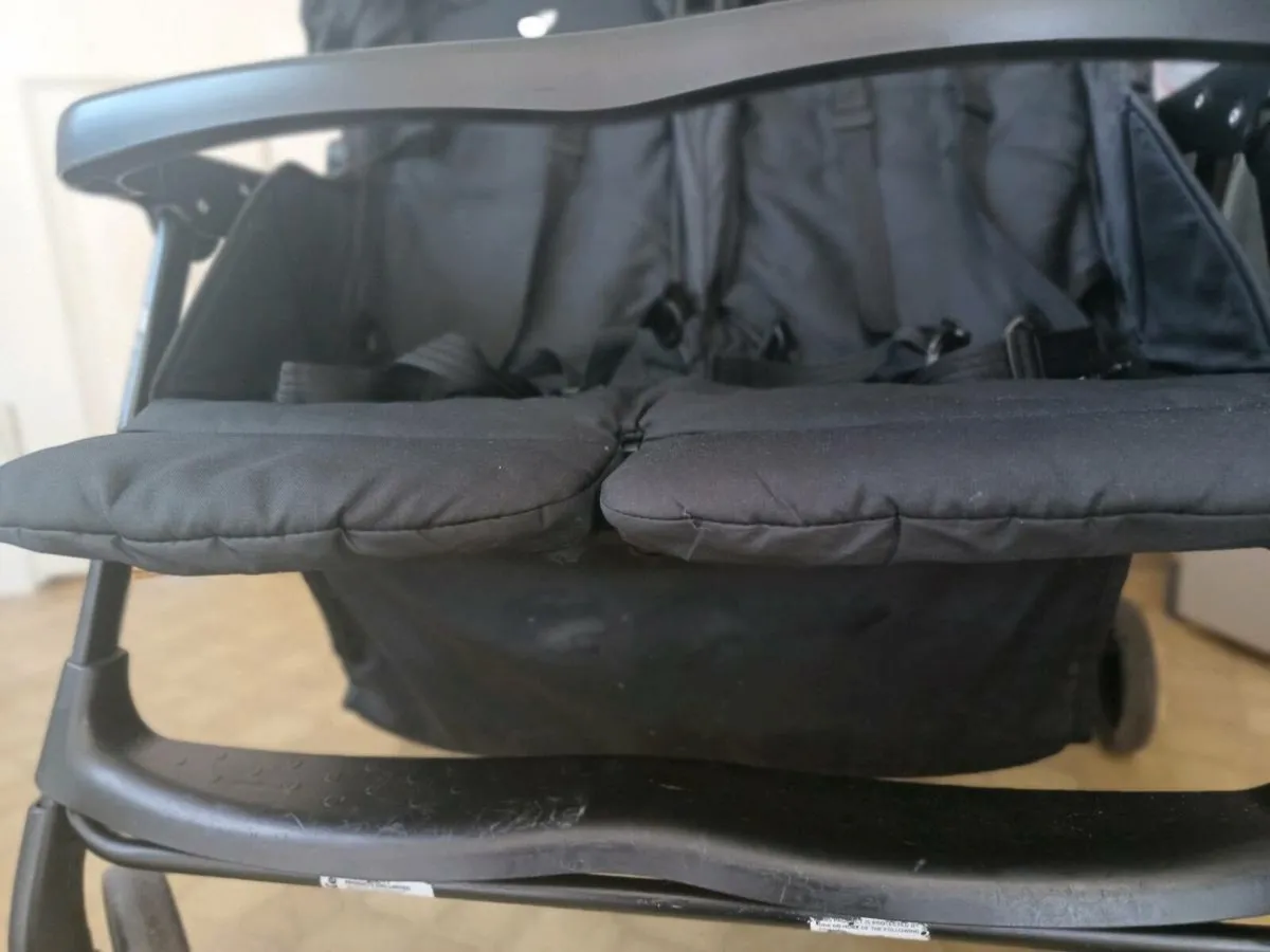 Joie Twin Double buggy - Image 3
