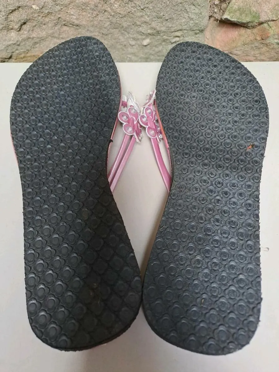 Camino pink slippers size 5 - Image 4