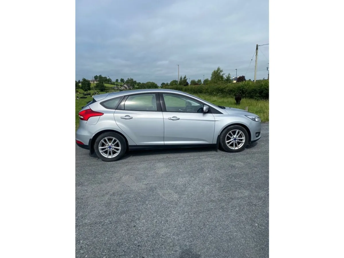 Ford Focus Style - Image 4