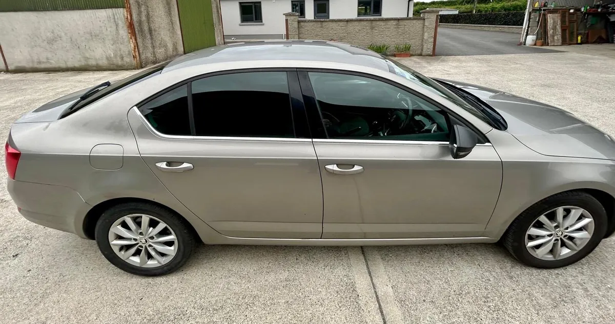 Skoda Octavia - Image 2