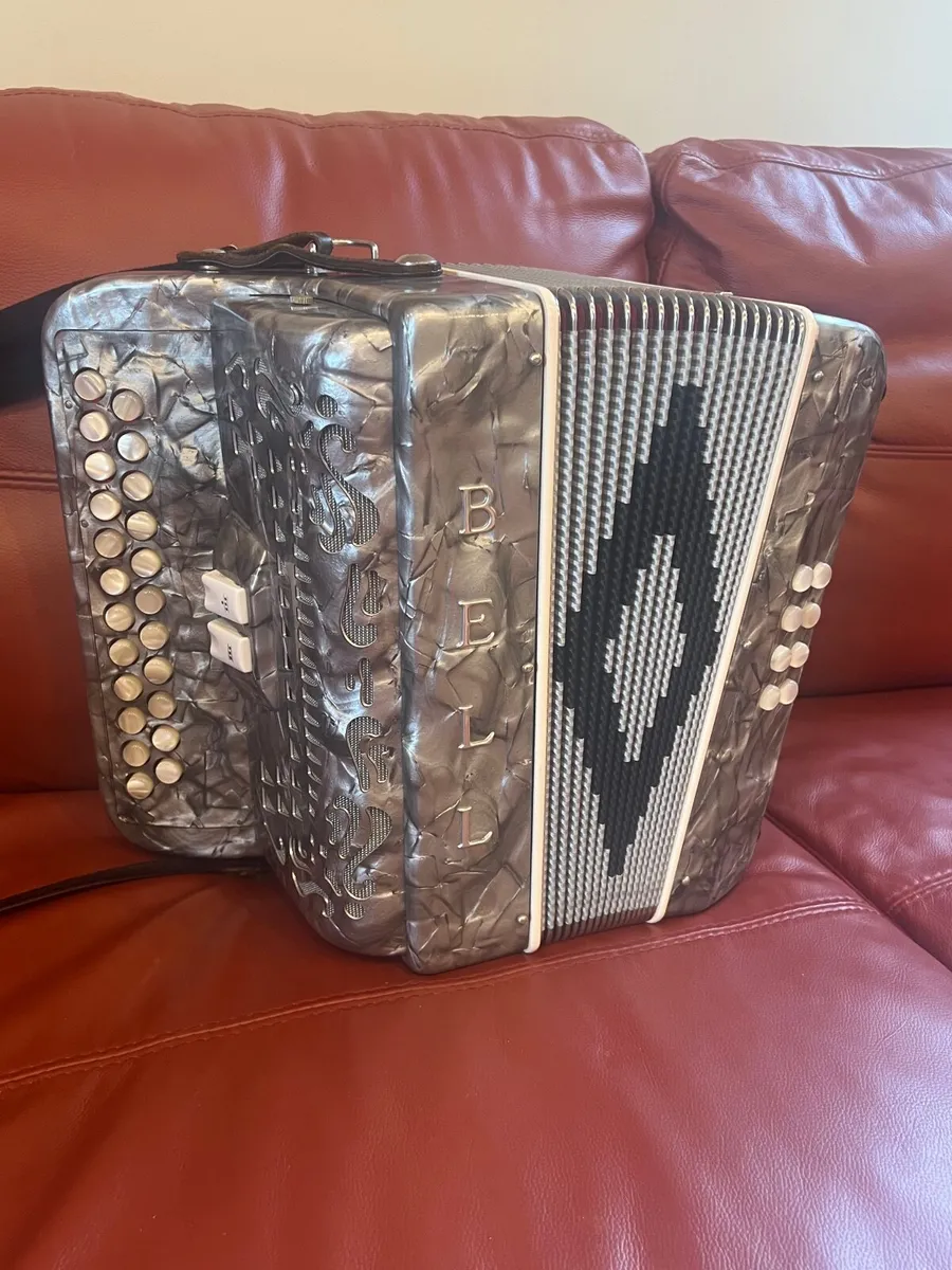 4voice B/C accordion - Image 2