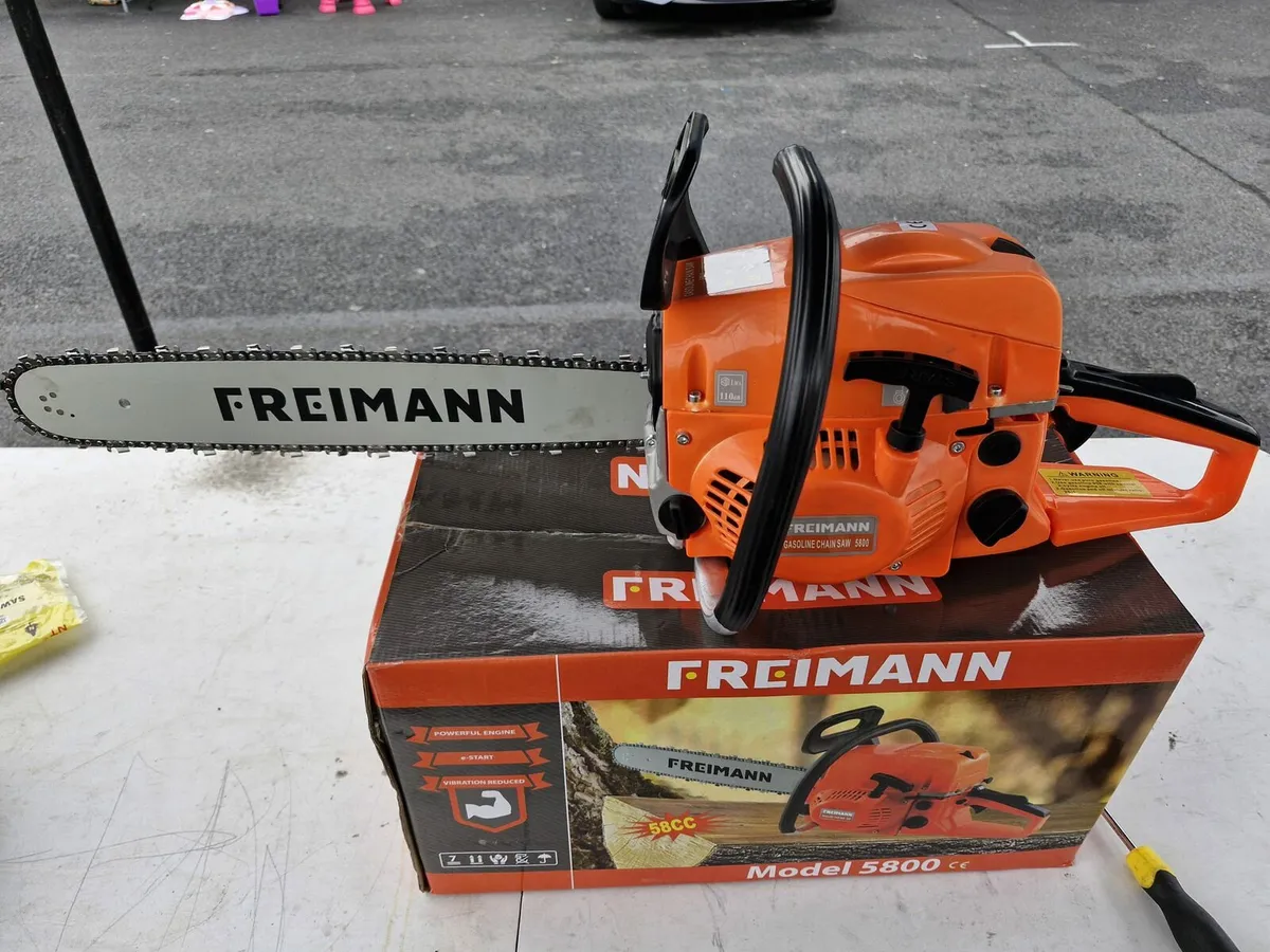 Chainsaw - Image 1