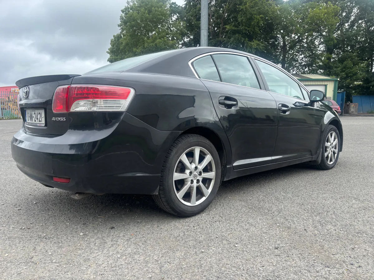 2010 Toyota Avensis 2.0 D4D - Image 3