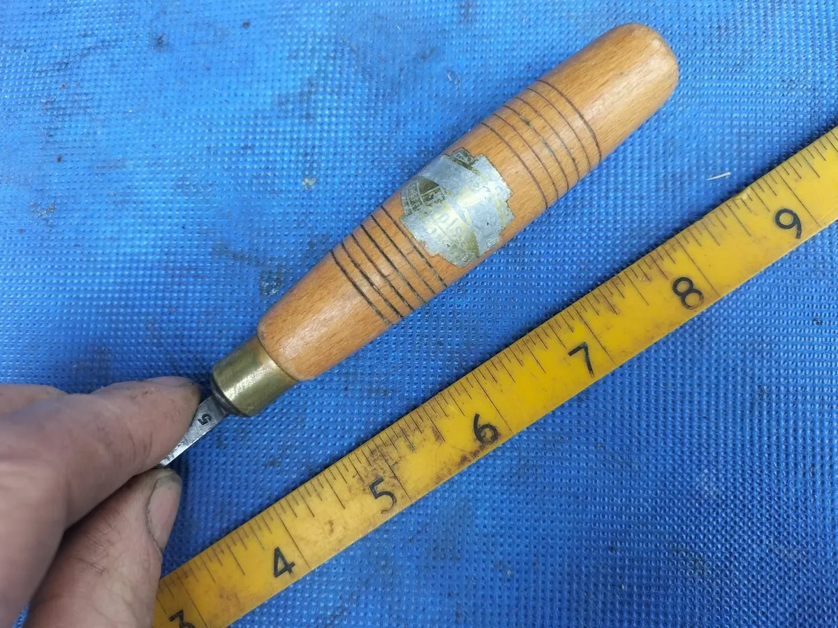 3/8" Carvers Gouge by Henry Taylor - Image 3