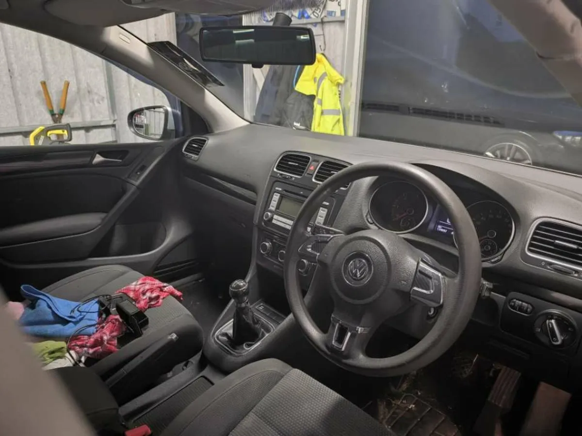 Vw golf - Image 4