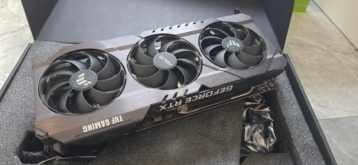 Rtx 3080 graphic card ASUS TUF - Image 1