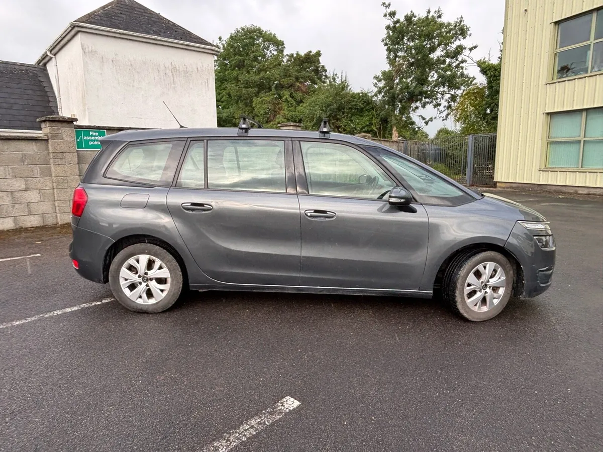 2014 CITREON C4 Grand Picasso 7 seater - Image 2