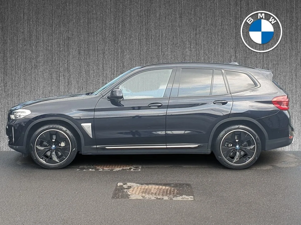 BMW iX3 Premier Edition - Image 4