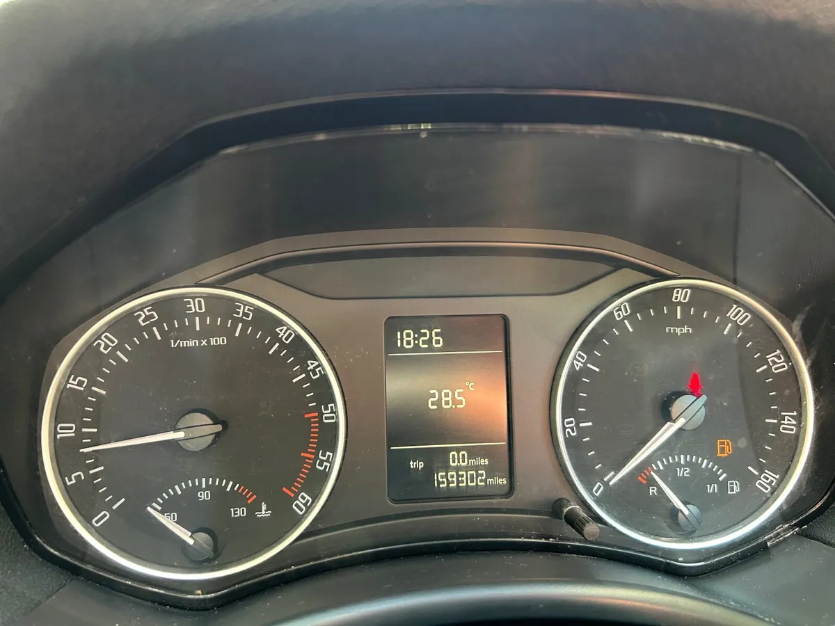 Skoda Octavia 2011 - Image 4