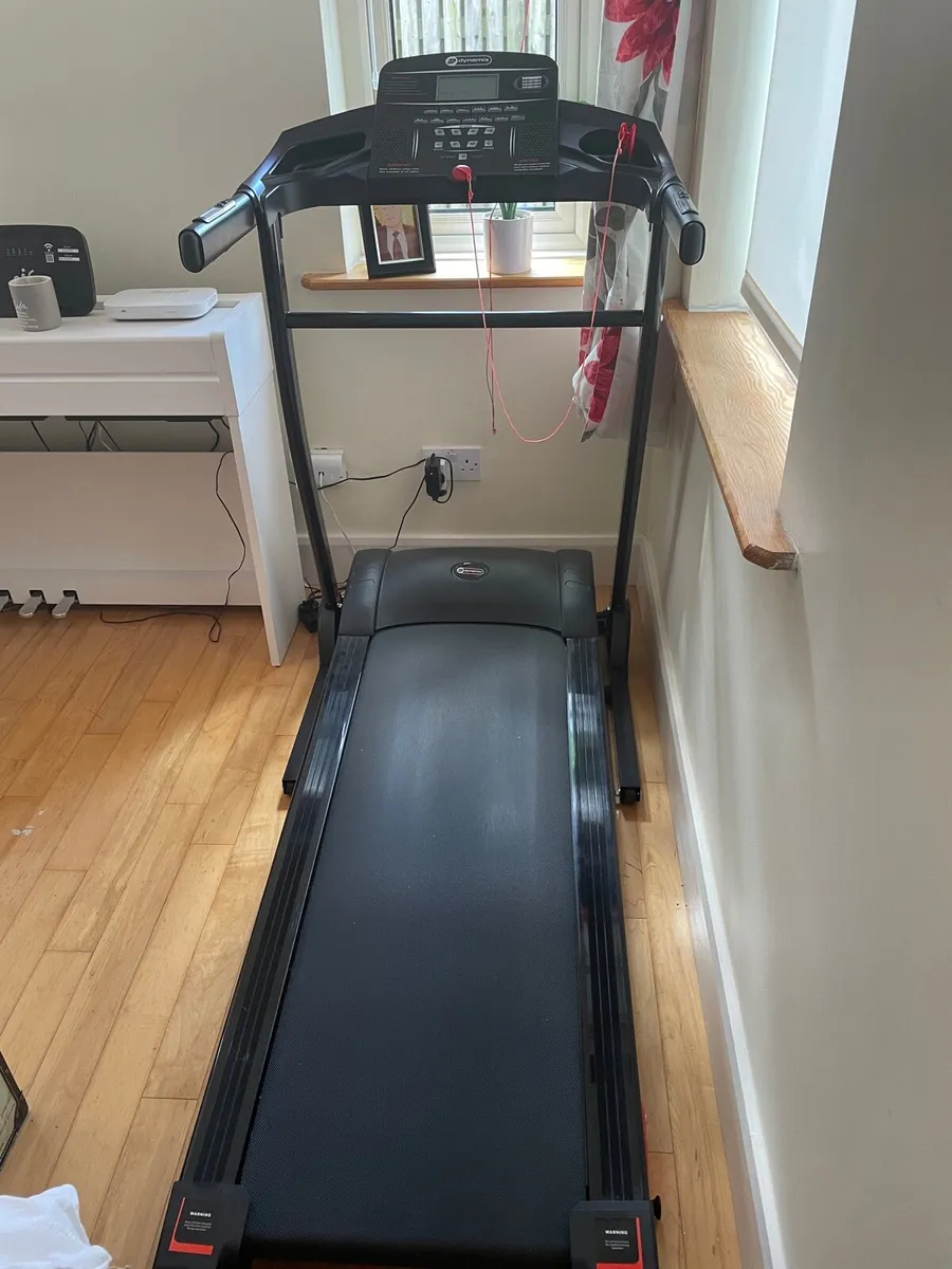 Dynamix T2000D motorised treadmill - Image 2