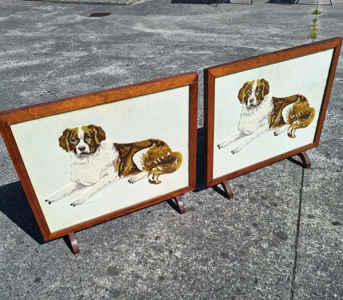 Pair of vintage oak framed fire screens - Image 1
