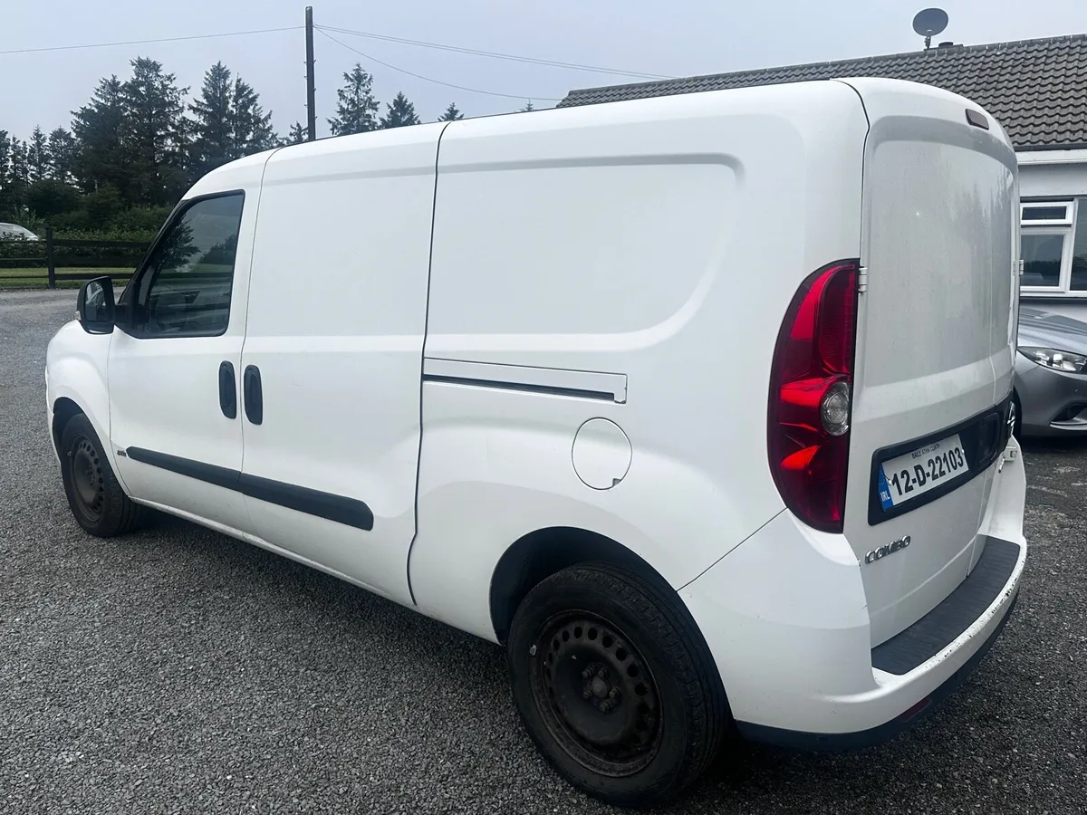 2012 Opel combo van - Image 4