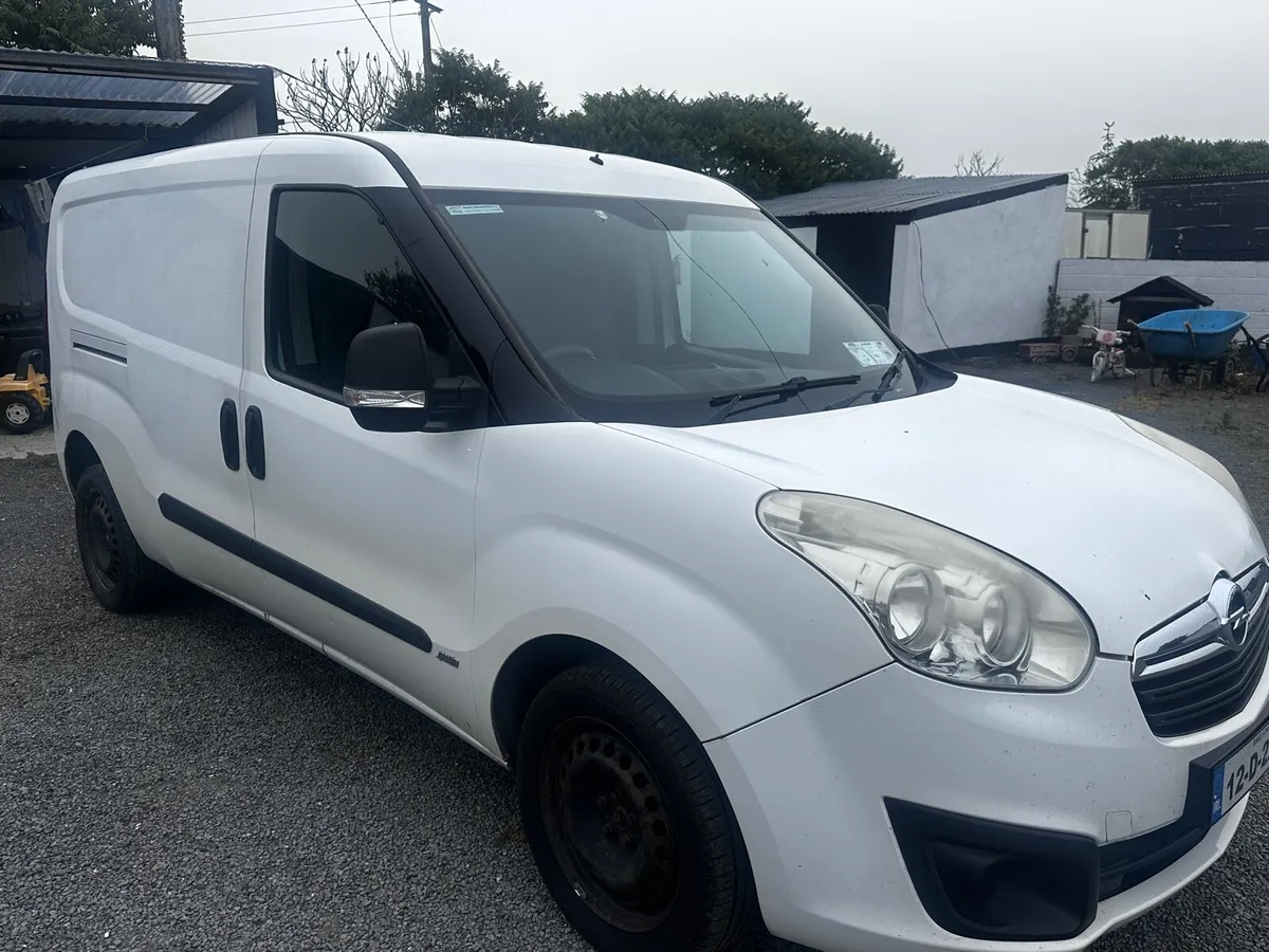 2012 Opel combo van - Image 2