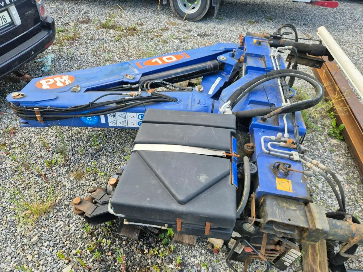 PM 10 Crane - Image 1