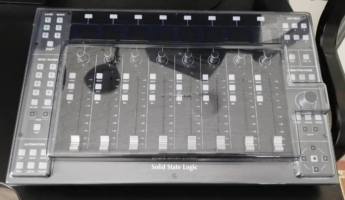 SSL UF8 Advanced DAW Controller - Image 4