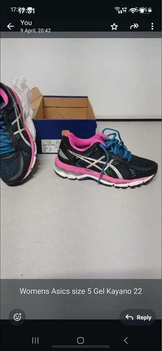 Runners - Image 1
