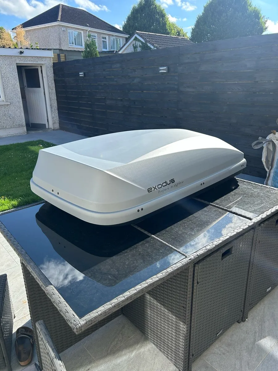 Roof Box - Image 1