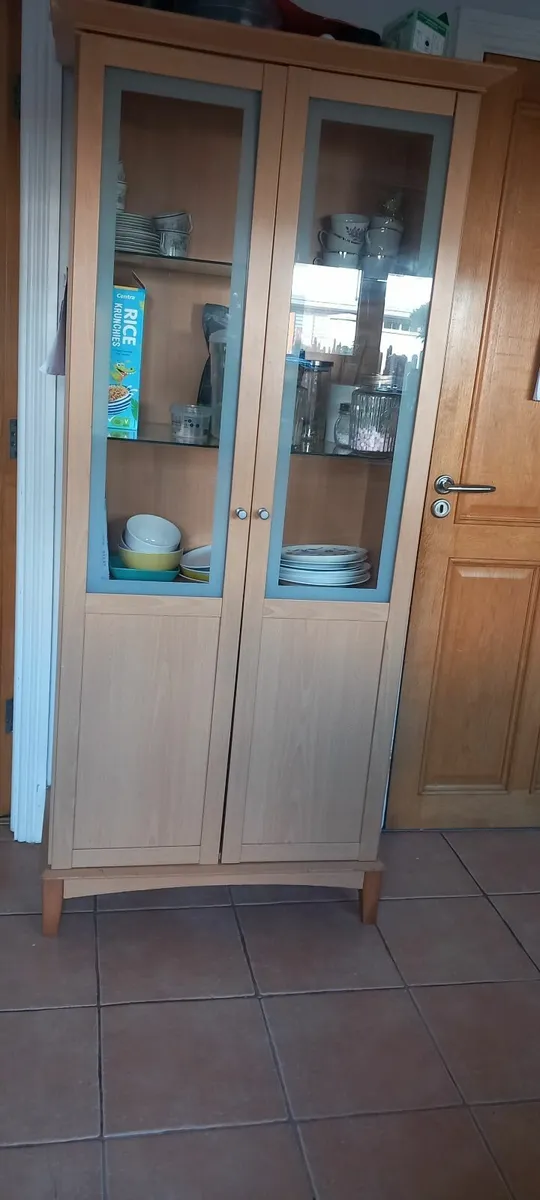 Dresser/storage unit - Image 1