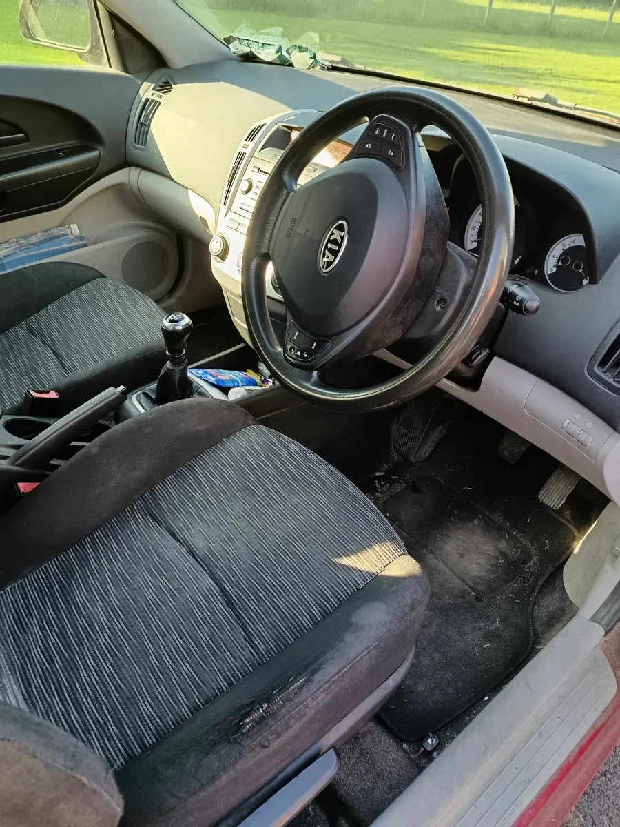 Kia Ceed 2008 - Image 4
