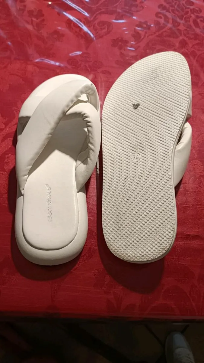Flip flops/sandals - Image 2