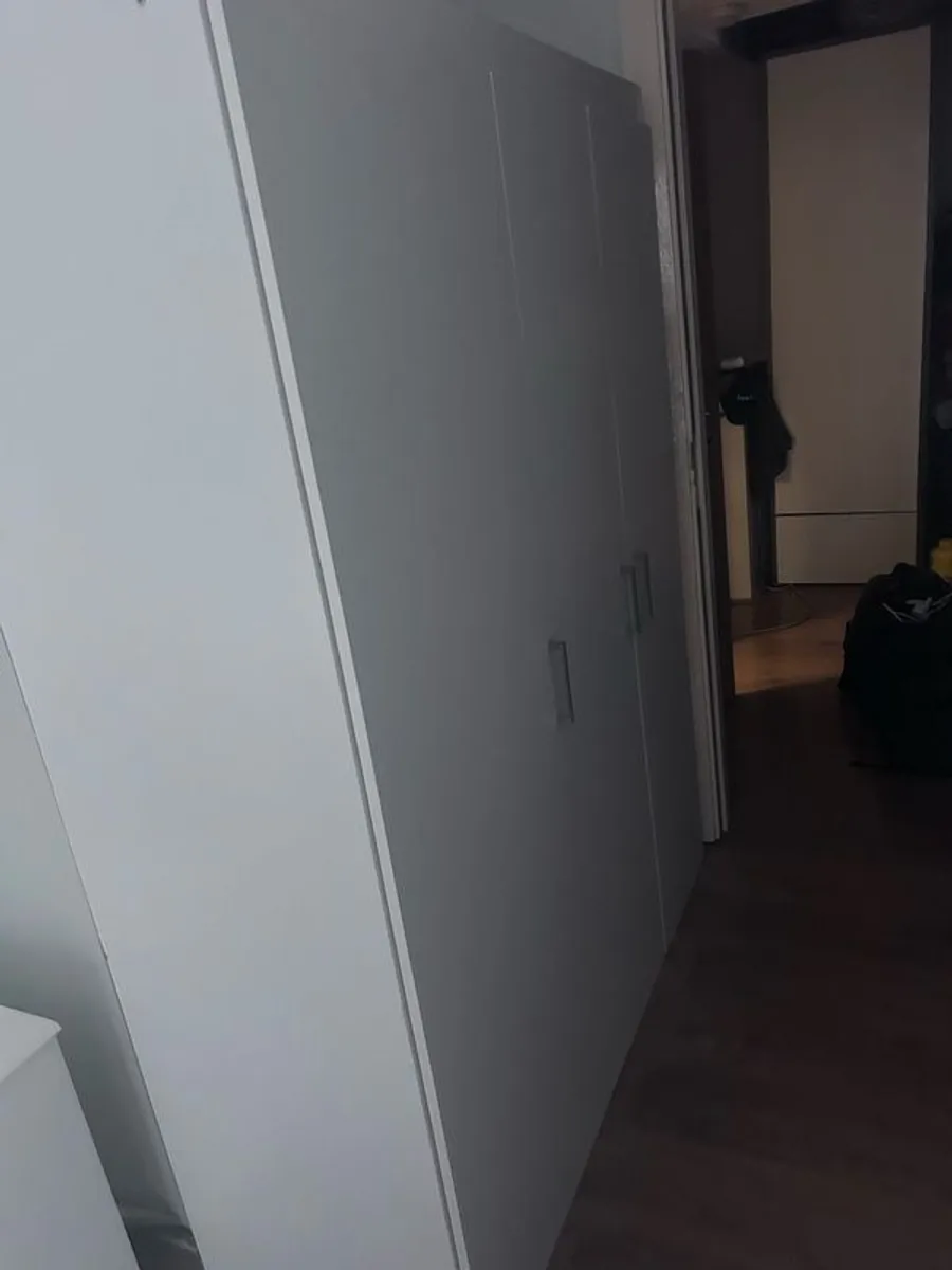 wardrobes - Image 1