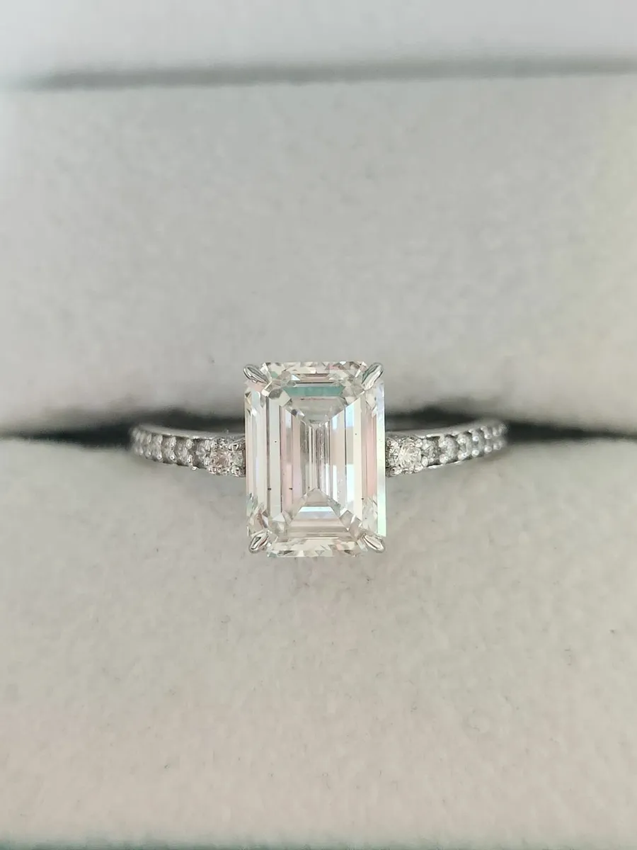 Diamond ring - Image 2