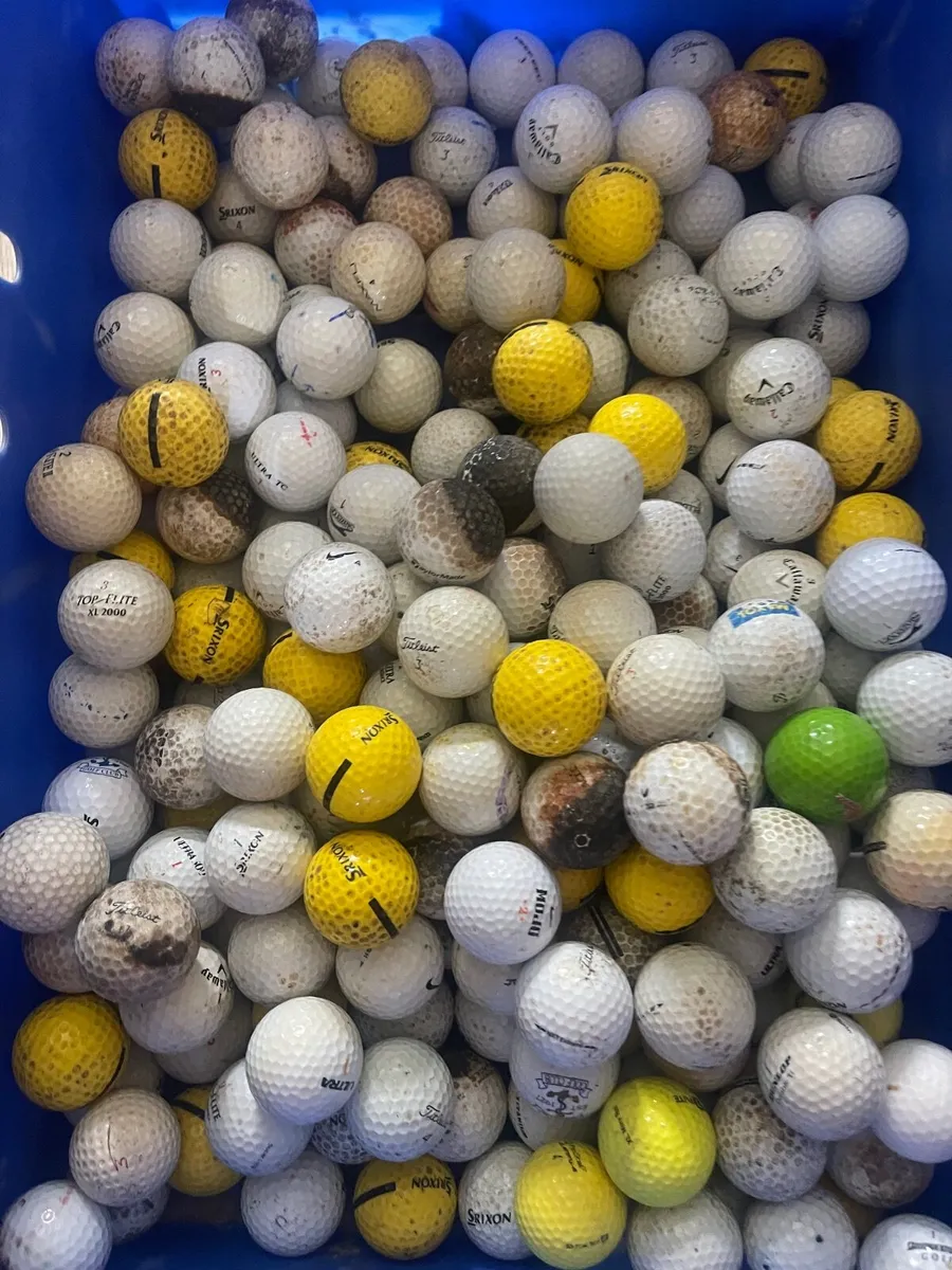 350 Mixed Golf Balls - Image 1