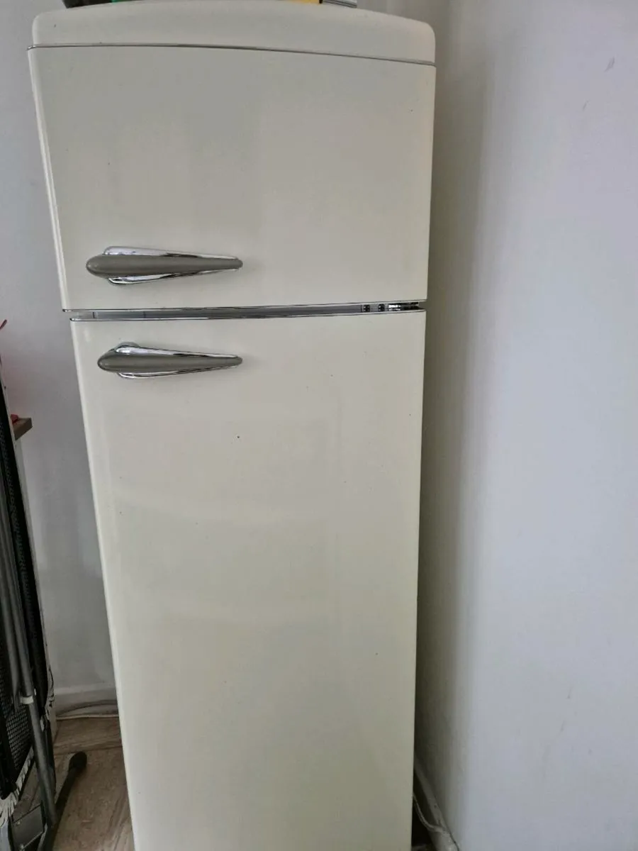 White fridge freezer - Image 1