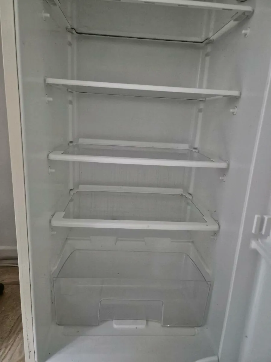 White fridge freezer - Image 2