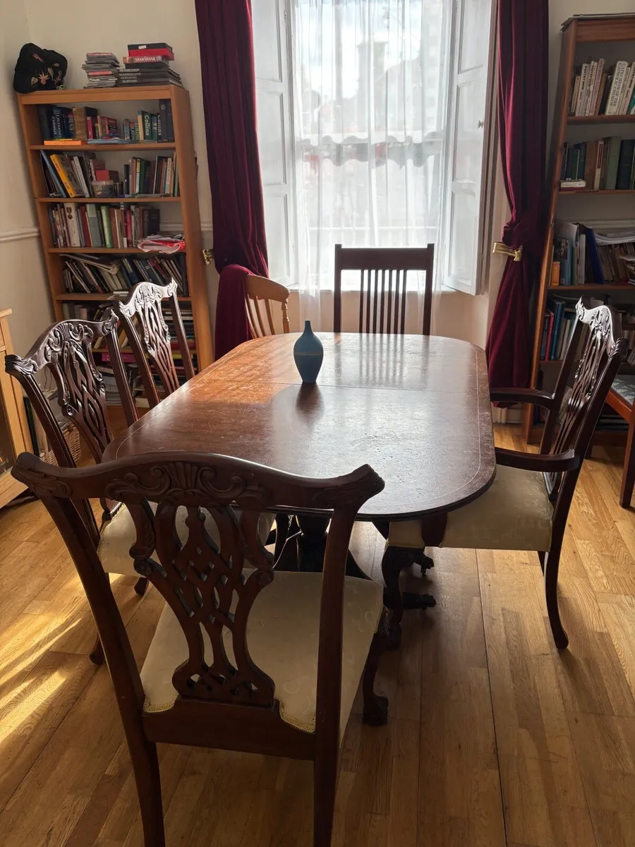 Dining table and chairs - Image 3