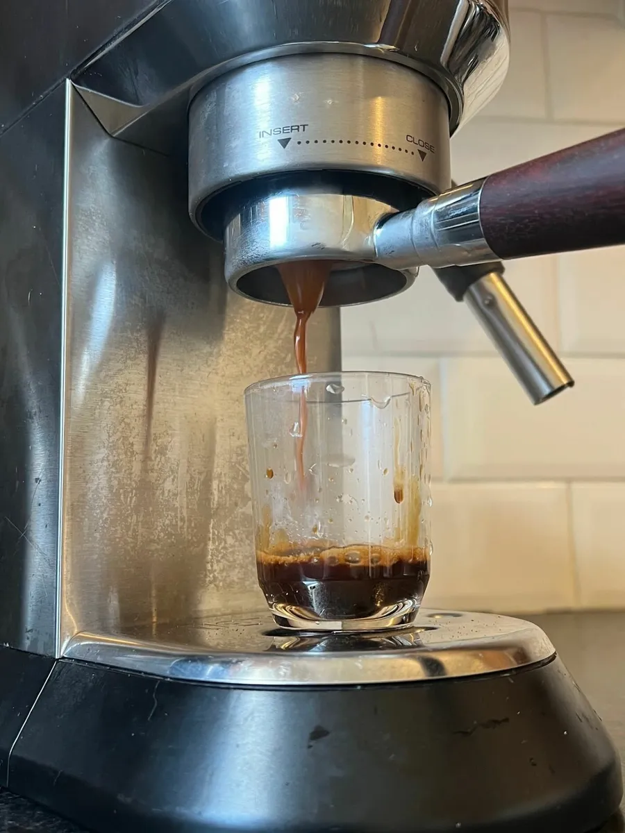 DeLonghi Dedica Pump Coffee Machine - Image 1