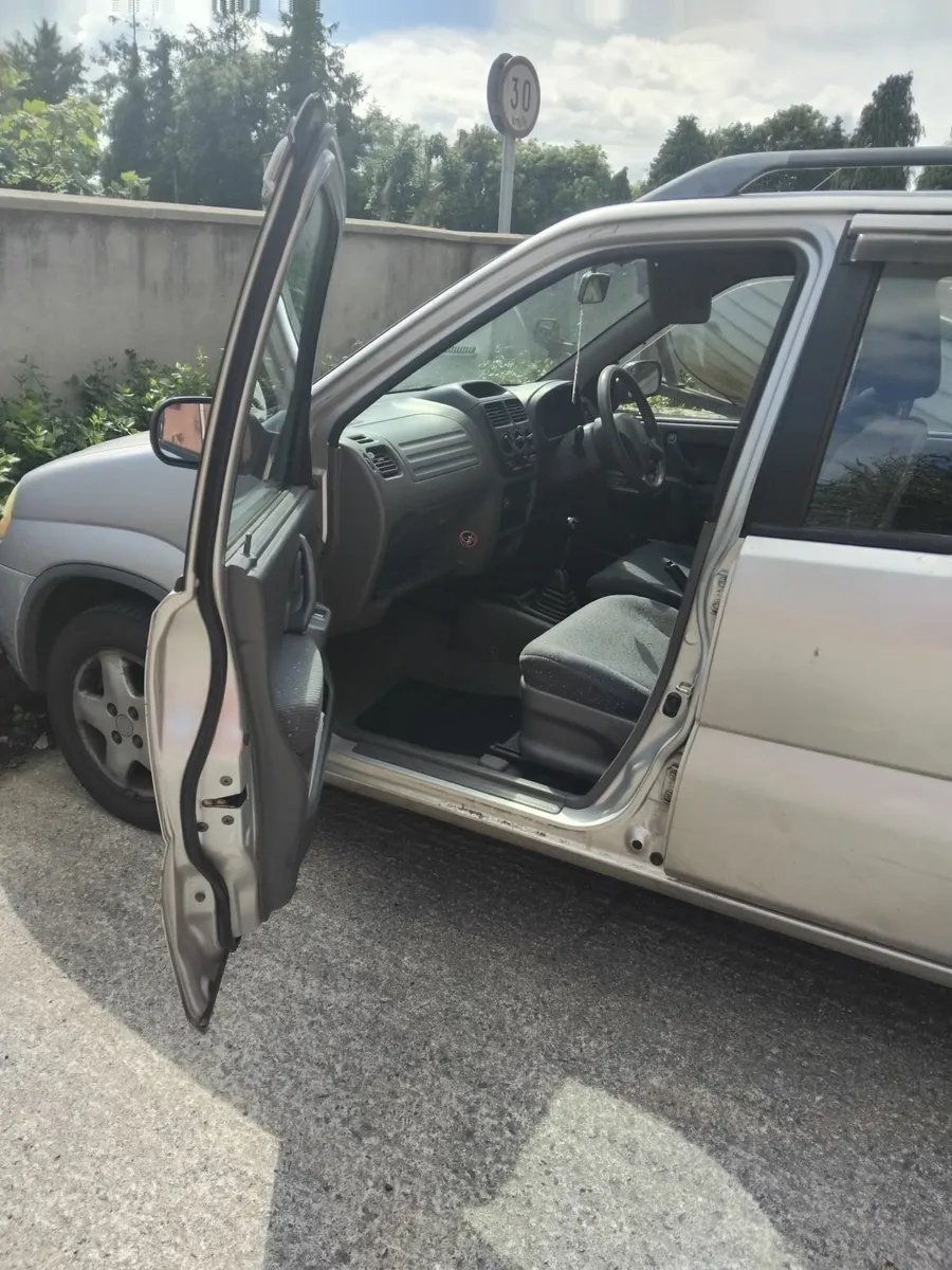Suzuki Ignis 2002 - Image 3