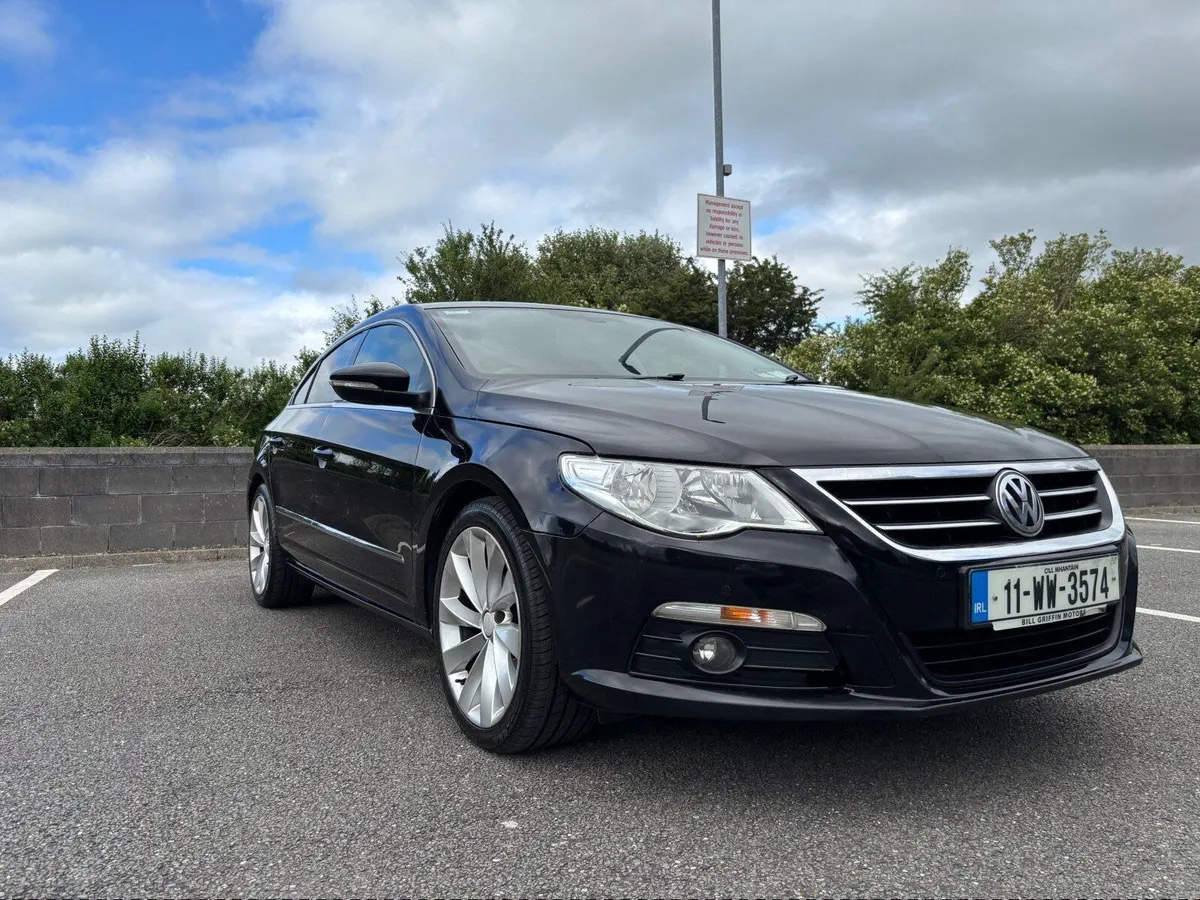 Volkswagen Passat CC 2011 - Image 1